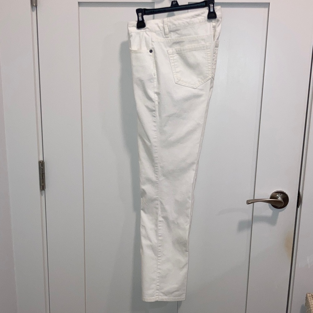 Women’s White Jeans